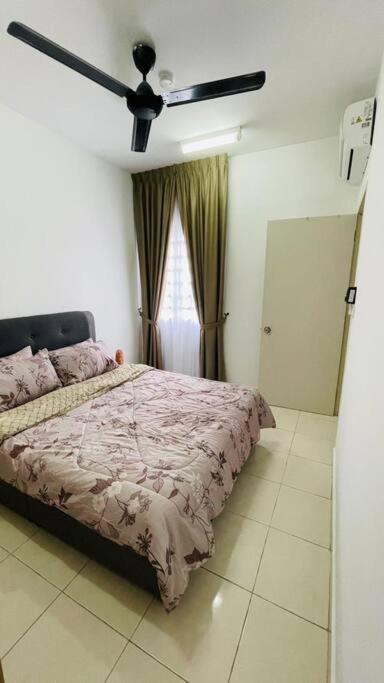 Klia Homestay Apartment - 2 Room Sepang Zewnętrze zdjęcie