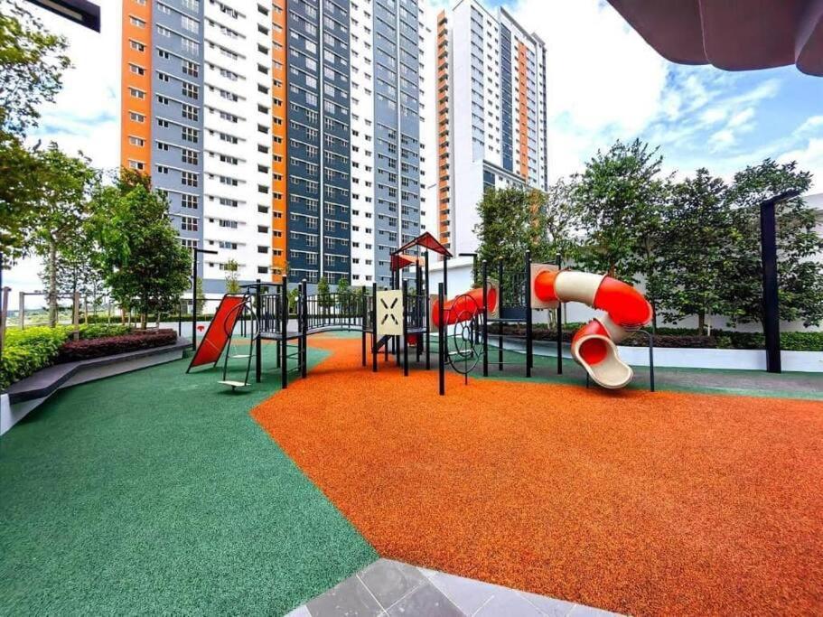 Klia Homestay Apartment - 2 Room Sepang Zewnętrze zdjęcie