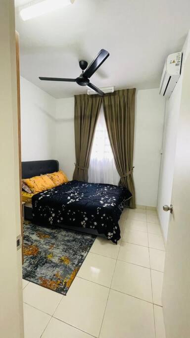 Klia Homestay Apartment - 2 Room Sepang Zewnętrze zdjęcie