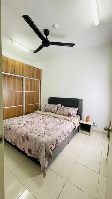 Klia Homestay Apartment - 2 Room Sepang Zewnętrze zdjęcie